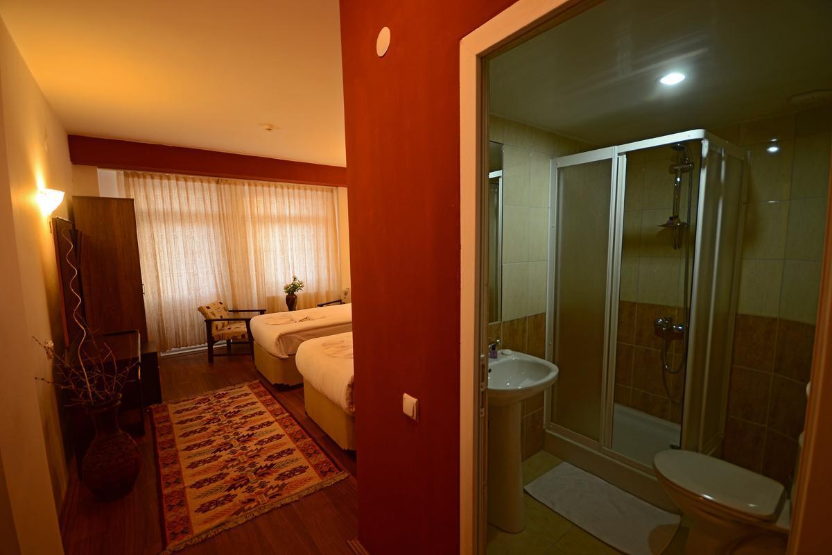 Matiasos Hotel เกอเรเม ภายนอก รูปภาพ