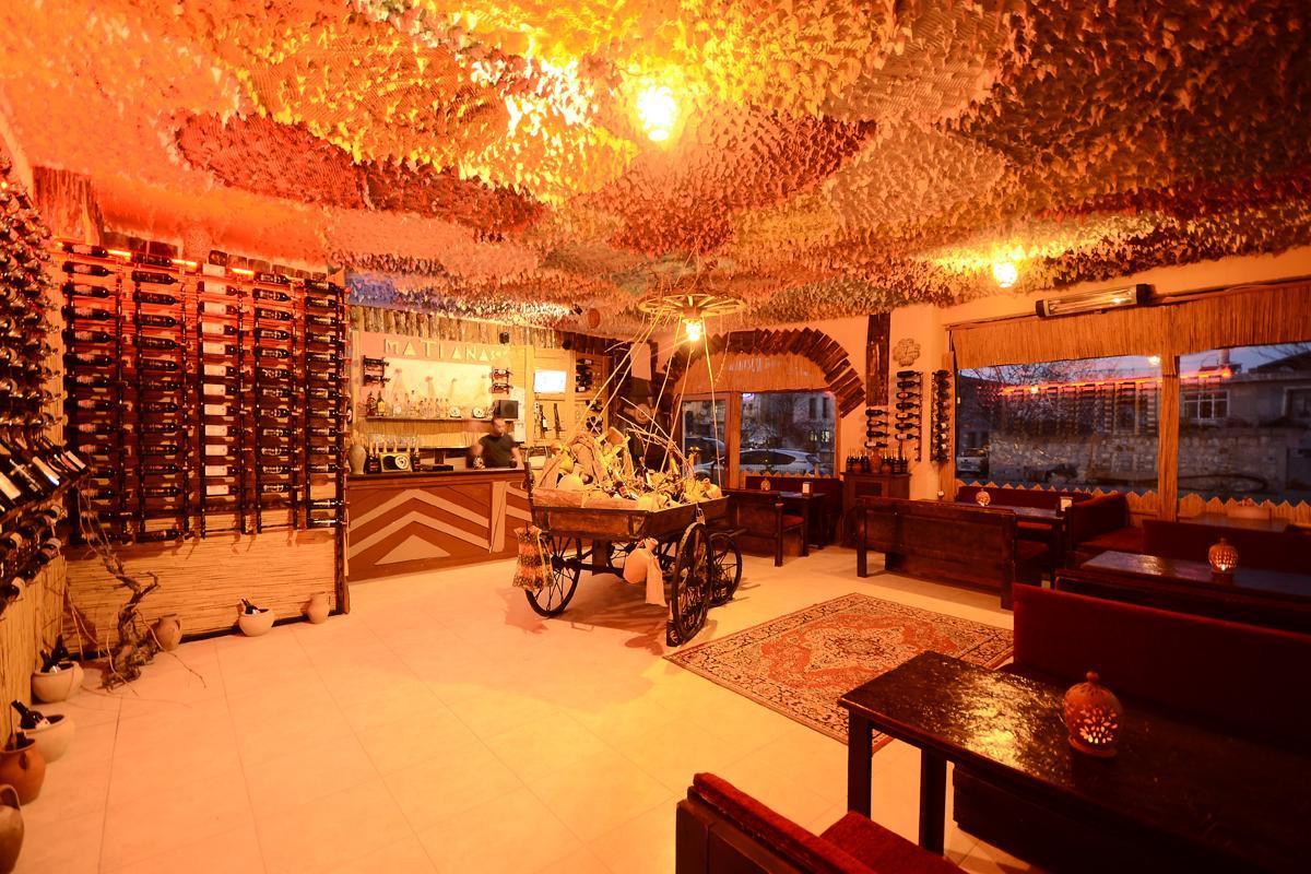 Matiasos Hotel เกอเรเม ภายนอก รูปภาพ