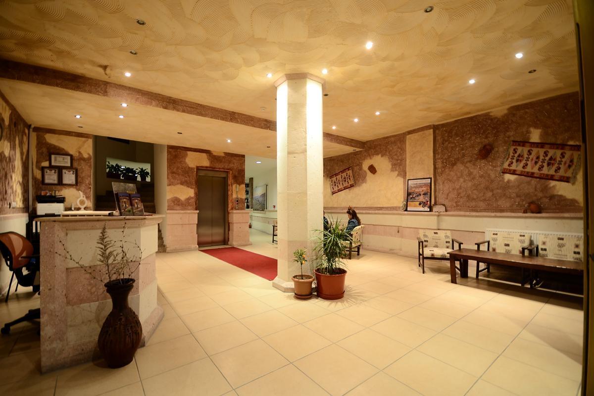 Matiasos Hotel เกอเรเม ภายนอก รูปภาพ