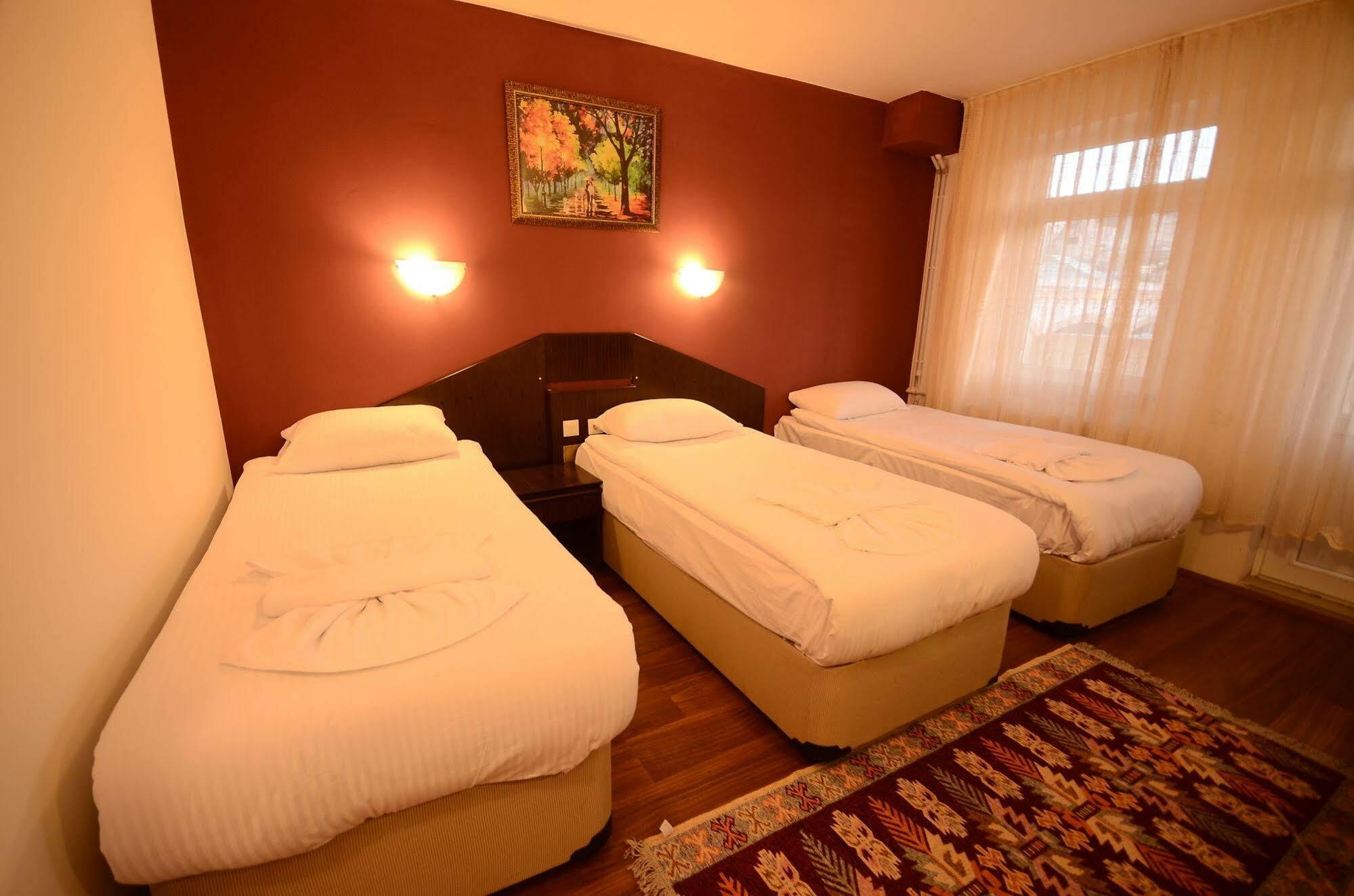 Matiasos Hotel เกอเรเม ภายนอก รูปภาพ